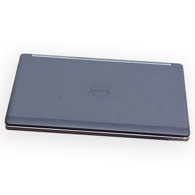 لپ تاپ استوک Dell Precision 7510 با پوشش موج دار