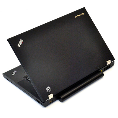 لپ تاپ استوک لنوو Thinkpad T530 با پوشش مشکی رنگ