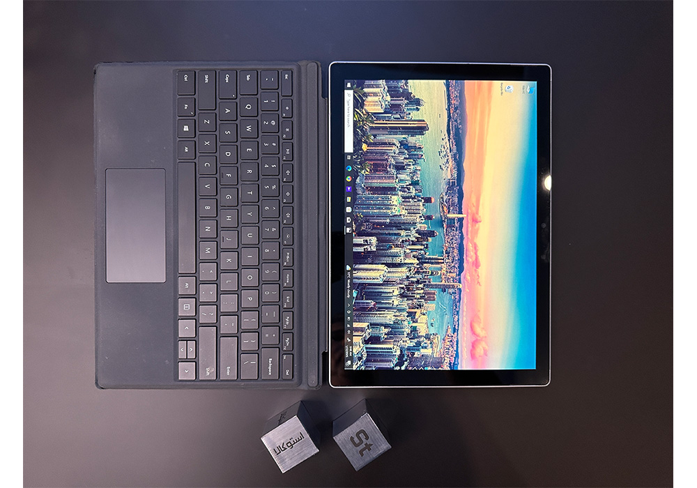 بررسی و خرید Microsoft Surface Pro 5 همراه با کیبورد