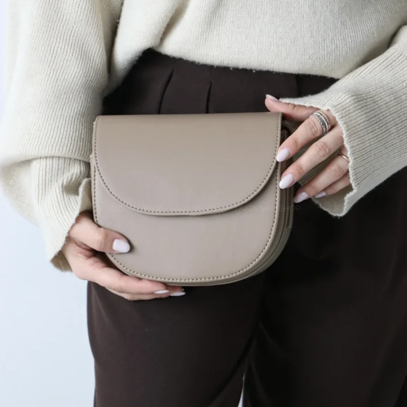 کیف زنانه دوشی مدل سوزی