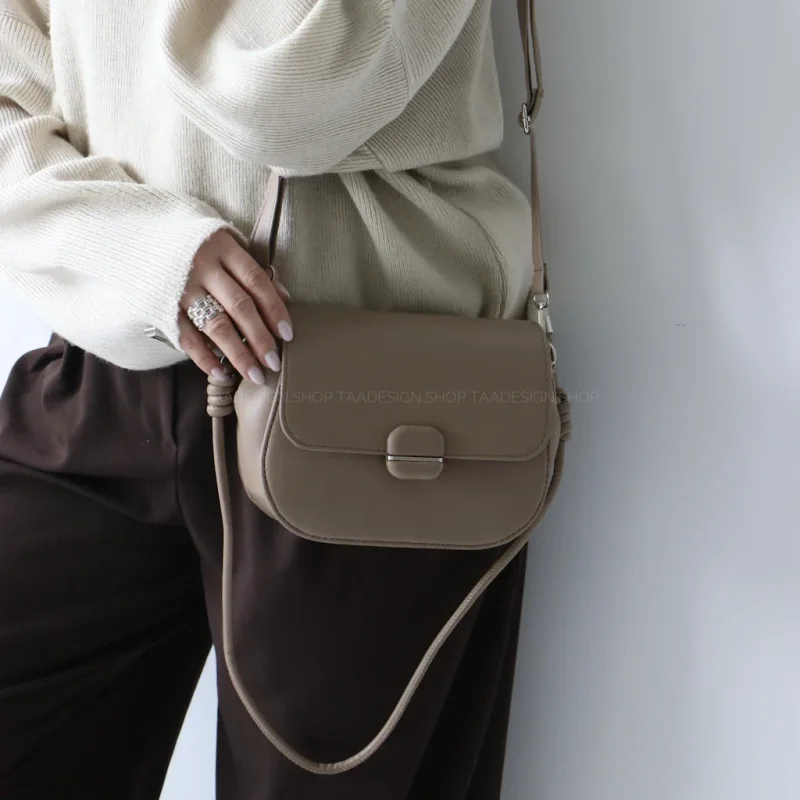 کیف زنانه دوشی مدل سامانتا