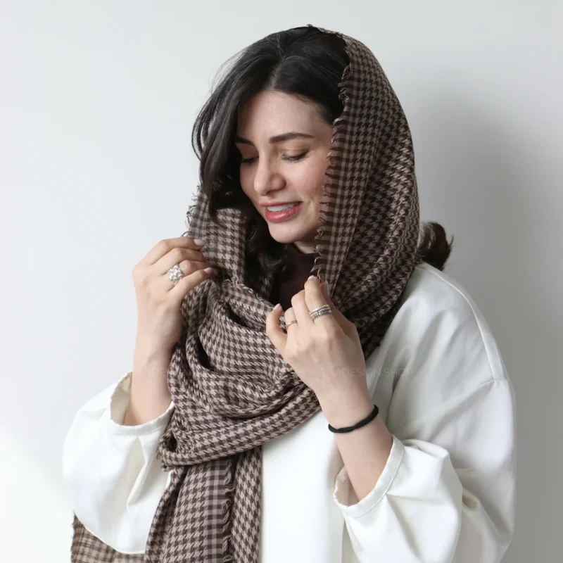 شال نخی مدل یاسمن