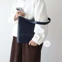 کیف زنانه دوشی مدل ماتیاس