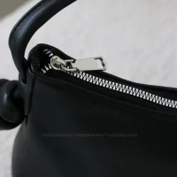 کیف زنانه دستی مدل لورین