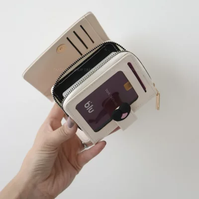 کیف پول و جاکارتی مارال