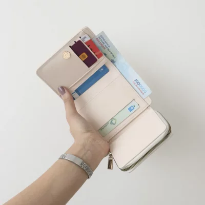 کیف پول و جاکارتی مارال