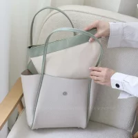 کیف زنانه بزرگ مدل آدین