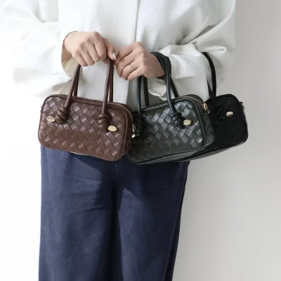 کیف   زنانه دوشی - دستی مدل سولانا