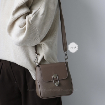 کیف زنانه دوشی مدل آرسانا