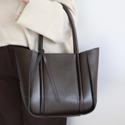 کیف بزرگ زنانه مدل لاوندر