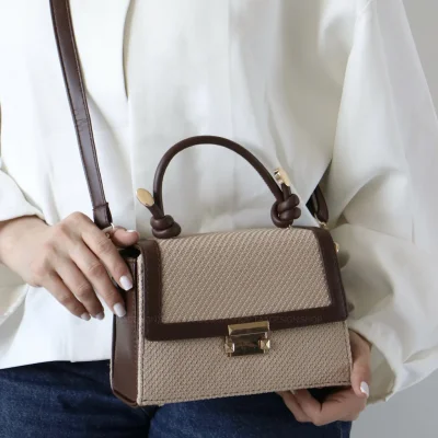 کیف زنانه مجلسی مدل آیز رافیا