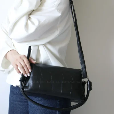 کیف زنانه مجلسی مدل کارلا