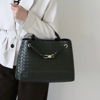 کیف زنانه بزرگ مدل بوسار