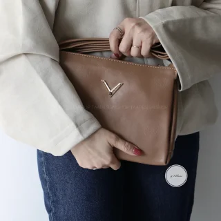 کیف زنانه دوشی  مدل تامیا