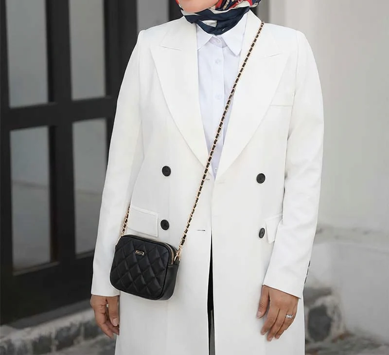 مانتو سفید ابری