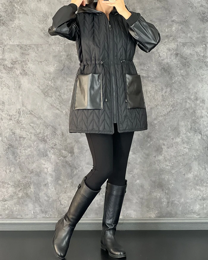 استایل روزهای بارانی با کاپشن