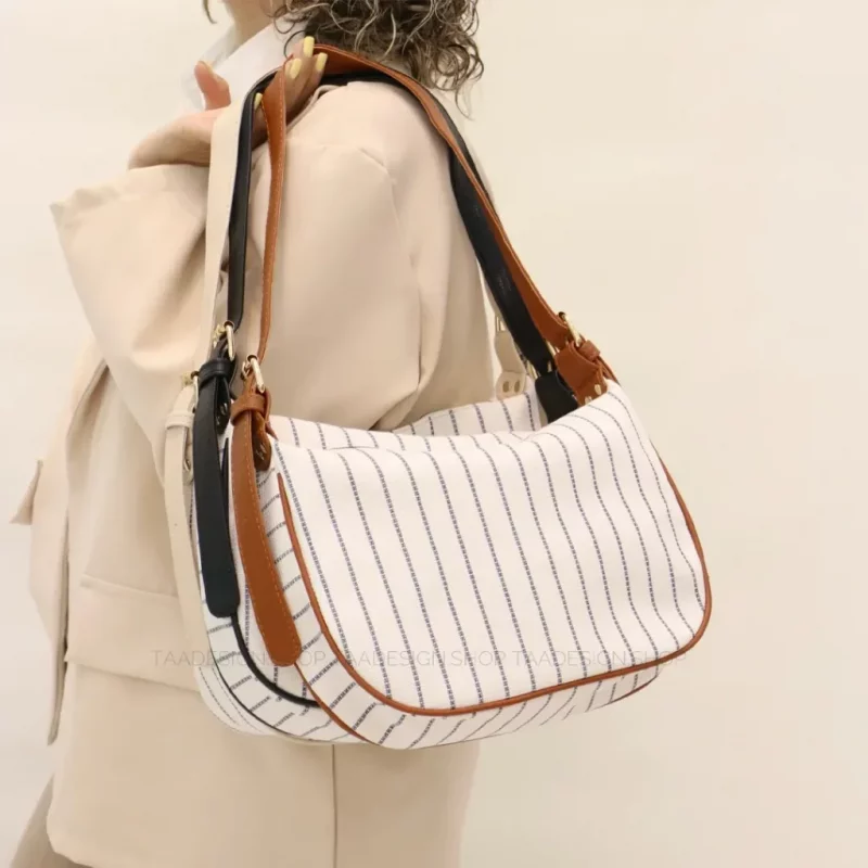 کیف زنانه دوشی  مدل دیلا