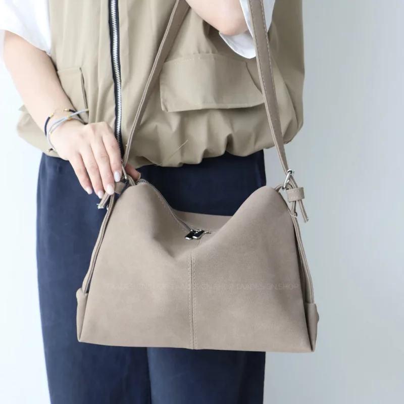 کیف زنانه بزرگ مدل وینتا جیر