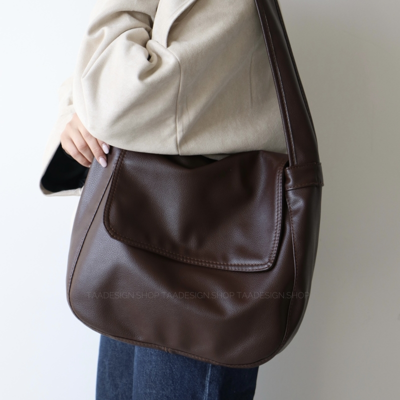 کیف زنانه بزرگ مدل آرالیا