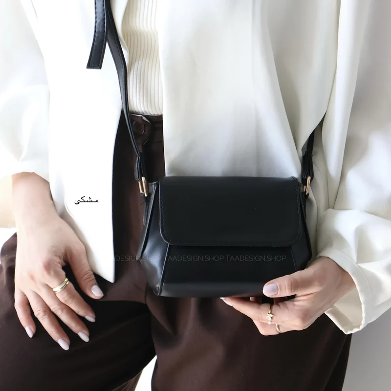 کیف زنانه دوشی مدل نورا