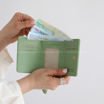 کیف پول و جاکارتی بانیز