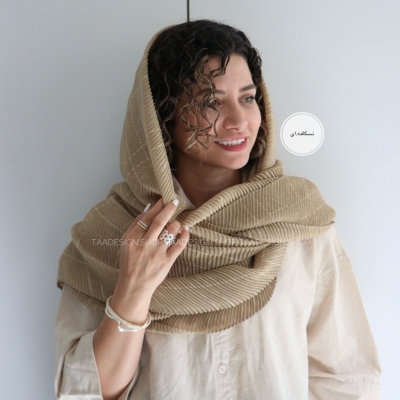 شال پلیسه مدل آکا
