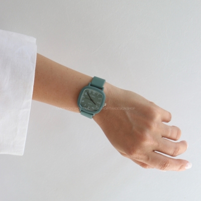 ساعت مچی بند سیلیکونی برند wa 2014 colomi