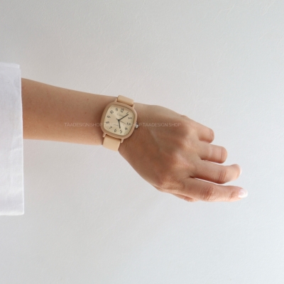 ساعت مچی بند سیلیکونی برند wa 2014 colomi