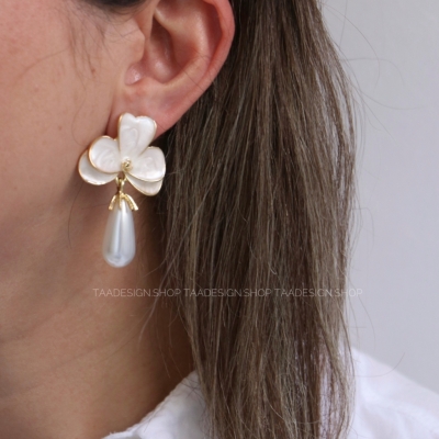 گوشواره طرح میناکاری و مروارید مدل Ea9006