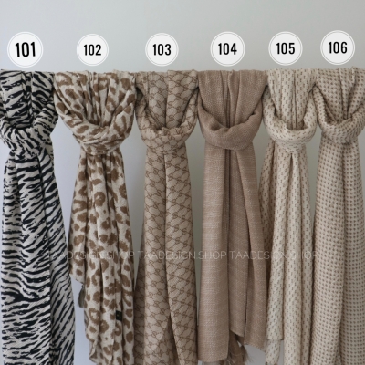 شال پلیسه وارداتی مدل زنبق