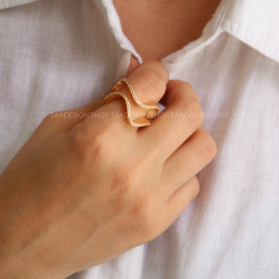 انگشتر زنانه موج دار مدلRi4026