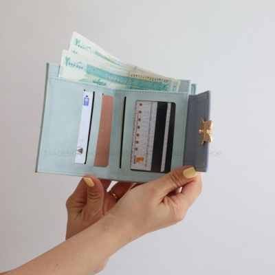 کیف پول زنانه و جاکارتی لیونا