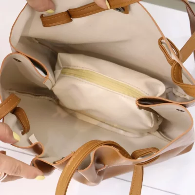 کیف زنانه دوشی مدل کوچین