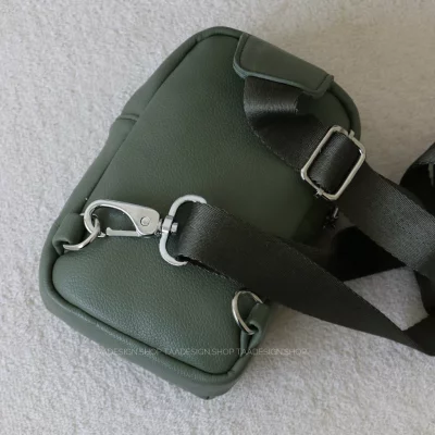 کیف  دوشی_پاسپورتی زنانه مدل فیدو