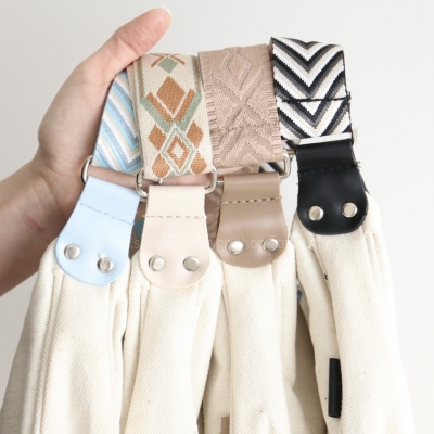 کیف زنانه دوشی مدل کمند کتان