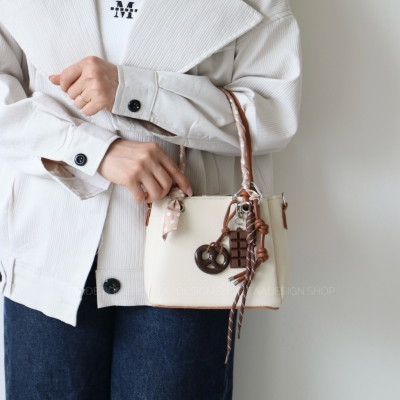 چارم بگ مدل  هاپو