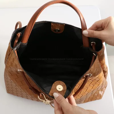 کیف زنانه بزرگ مدل بوسار