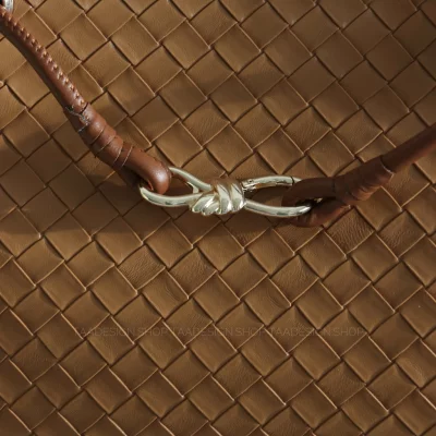 کیف زنانه بزرگ مدل بوسار