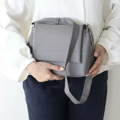 کیف زنانه دوشی مدل پرتو