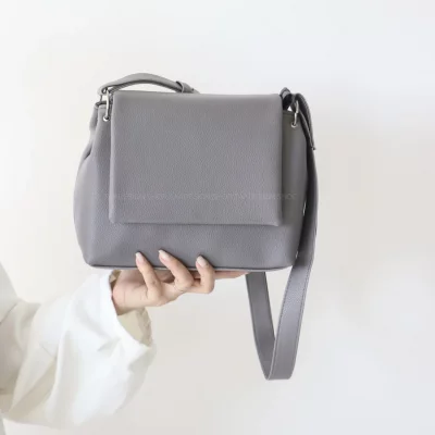 کیف زنانه دوشی مدل پرتو