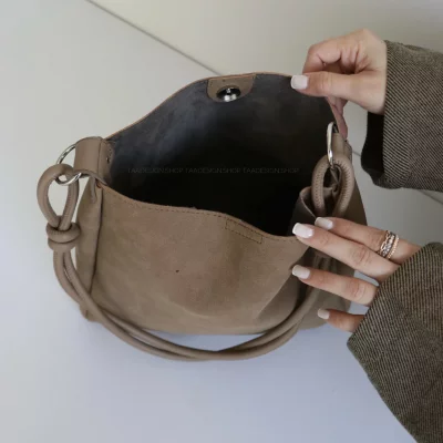 کیف زنانه بزرگ مدل سوزان جیر