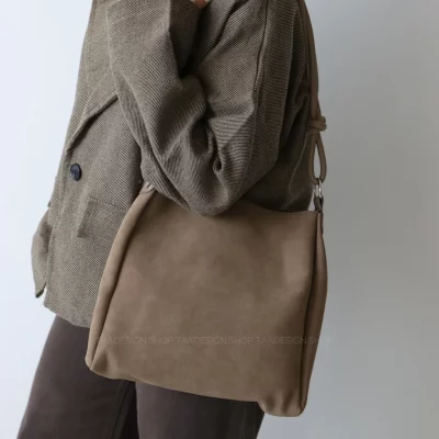 کیف زنانه بزرگ مدل سوزان جیر