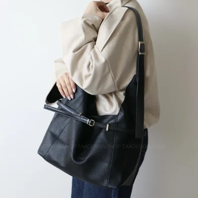 کیف زنانه بزرگ مدل نهیرا