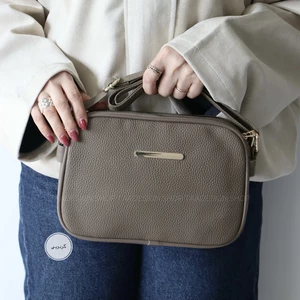 کیف زنانه دوشی مدل ماگریتا