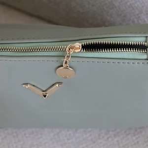 کیف زنانه دوشی مدل تامینا