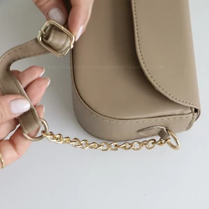 کیف زنانه دوشی مدل آتیلا