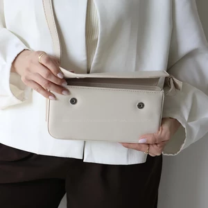 کیف زنانه دوشی مدل کلاریس