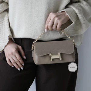 کیف زنانه مجلسی  مدل لوین