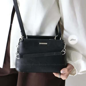 کیف زنانه دوشی مدل ویولا