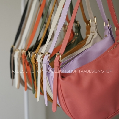 کیف دوشی زنانه مدل کمند